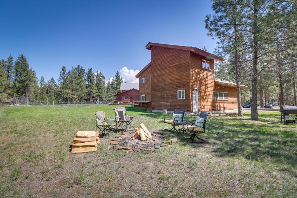 Peaceful Eureka Cabin Near Lake Tetrault!